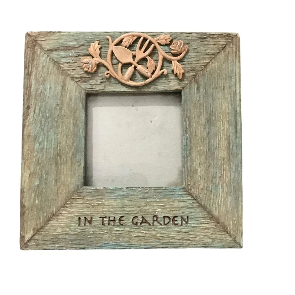 Vtg Russ Berrie In The Garden Rustic Picture Frame Garden Tool Handpainted 6”x6”